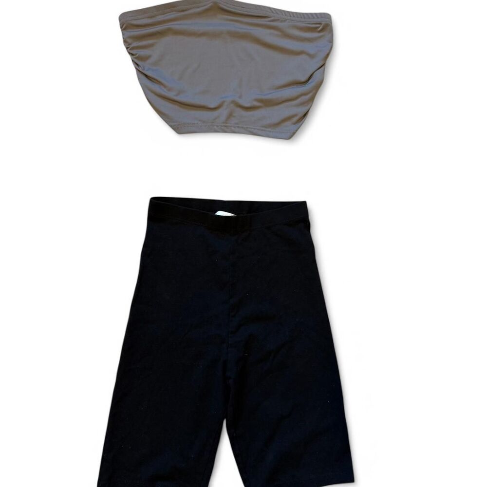 Shein Women's Black and Grey Crop-top